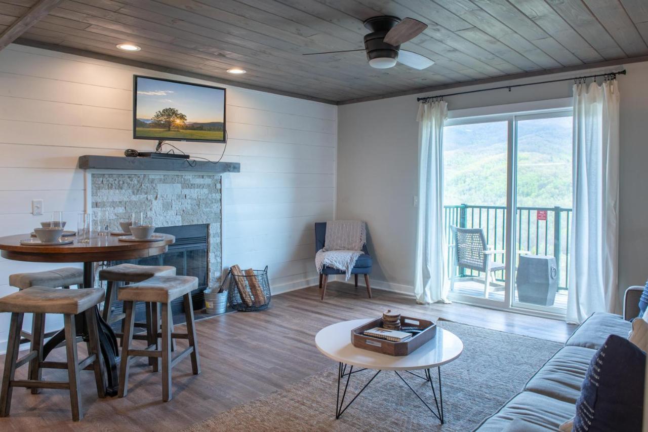 Villa Modern Mountain Escape à Gatlinburg Extérieur photo