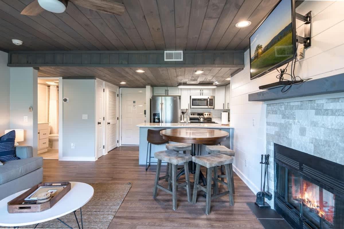 Villa Modern Mountain Escape à Gatlinburg Extérieur photo